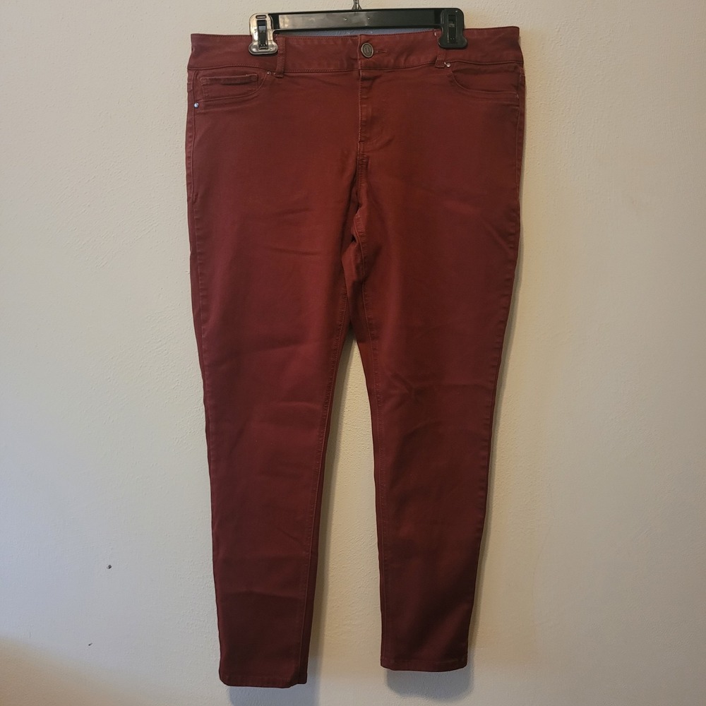 Maurices Women's Size XL Maroon Rust Red Skinny Denim Jeans